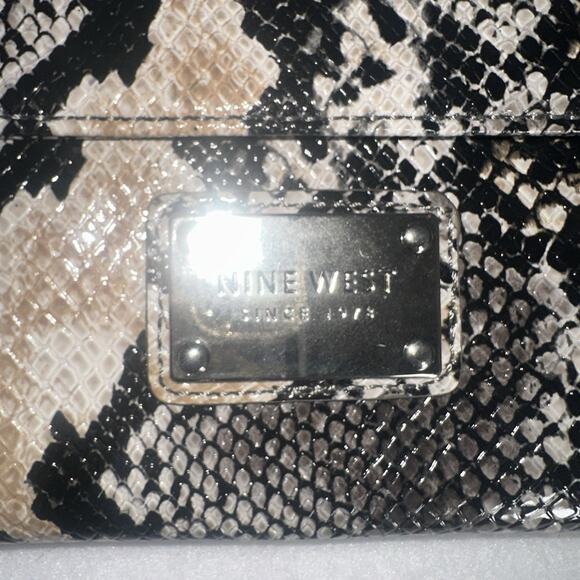 Nine West Snakeskin Envelope Purse Hand Bag Clutch Animal Print - Picture 5 of 9